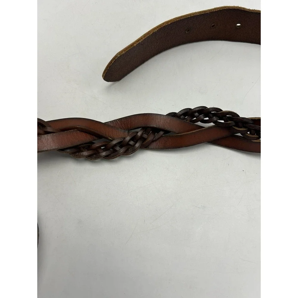 Fossil excellent hooks